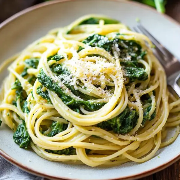 Spaghetti mit Spinat Frischkäse-Sauce
